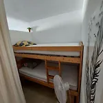 A 2 Pas De La